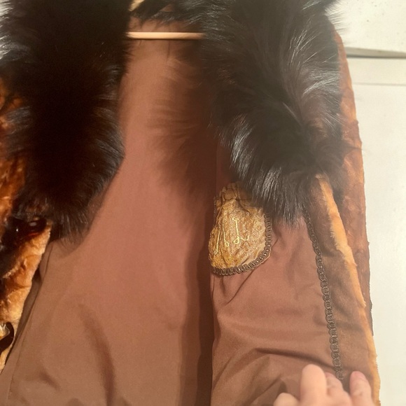 Beautiful Sheared Mink and Fox collar jacket. - Picture 3 of 5